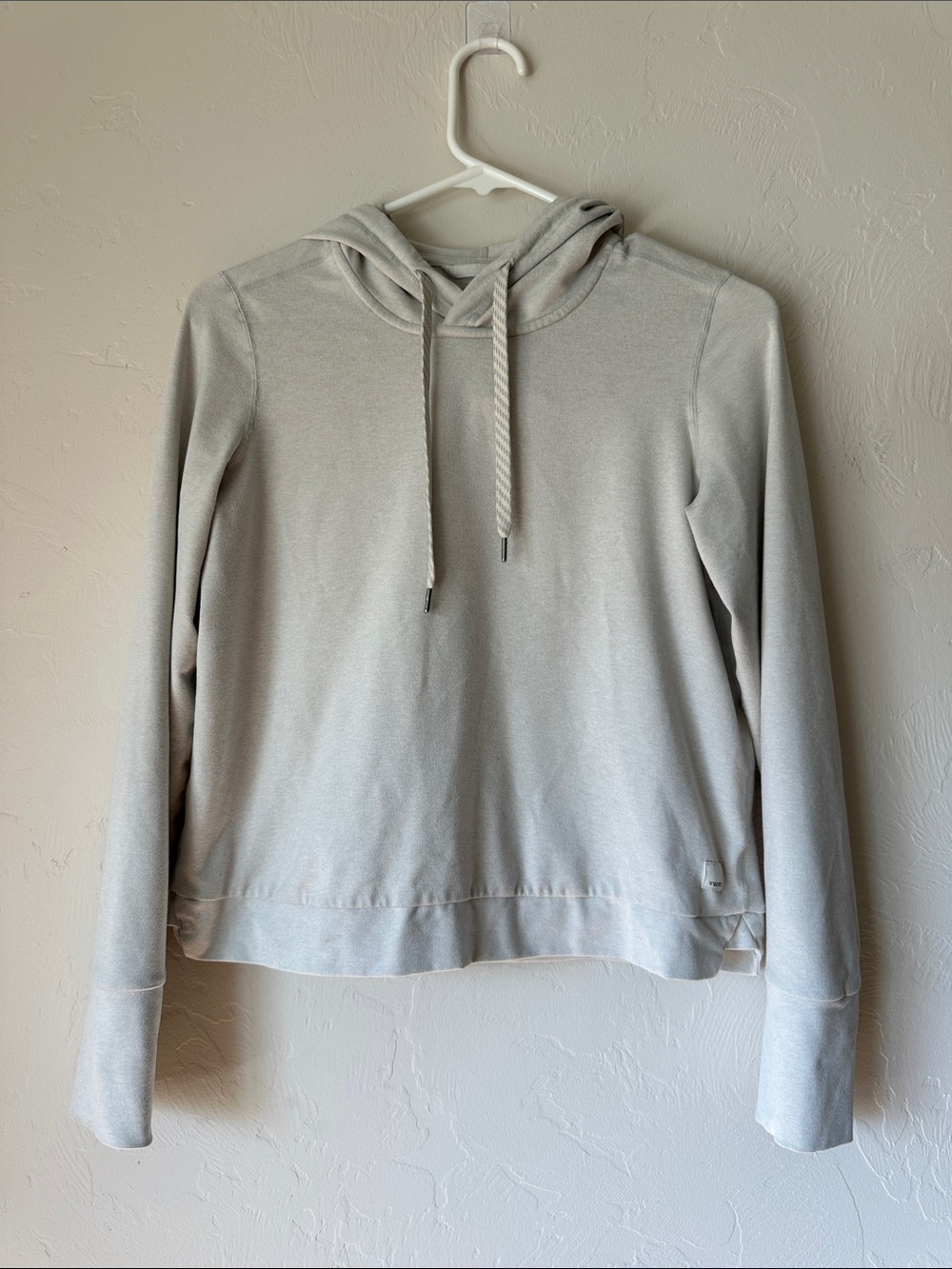Vuori Light Gray Women's Hooded Pullover